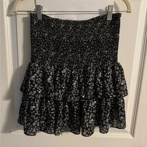 Star ruffle top, size small, all offers considered